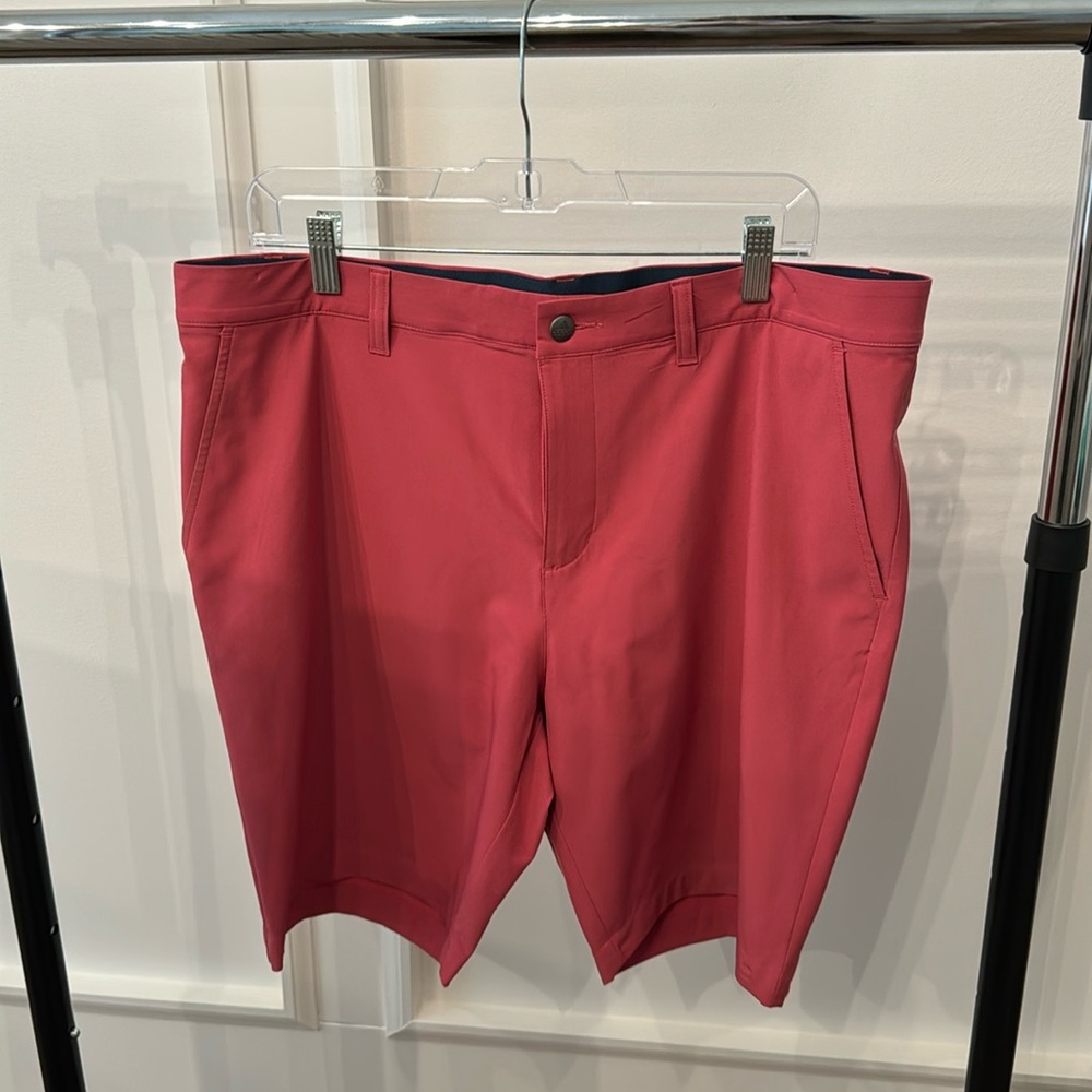 Adidas men’s golf shorts- size 36 7” inseam